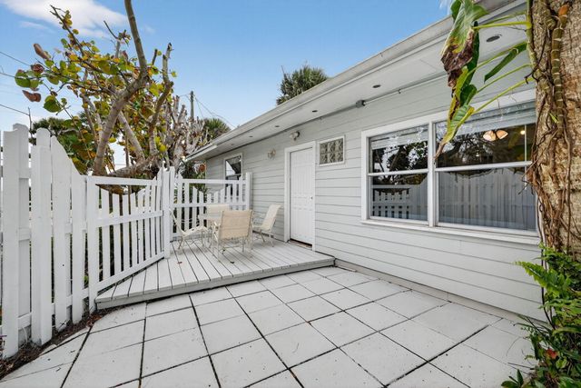 4490 NE Indian River Drive, Jensen Beach, FL 34957