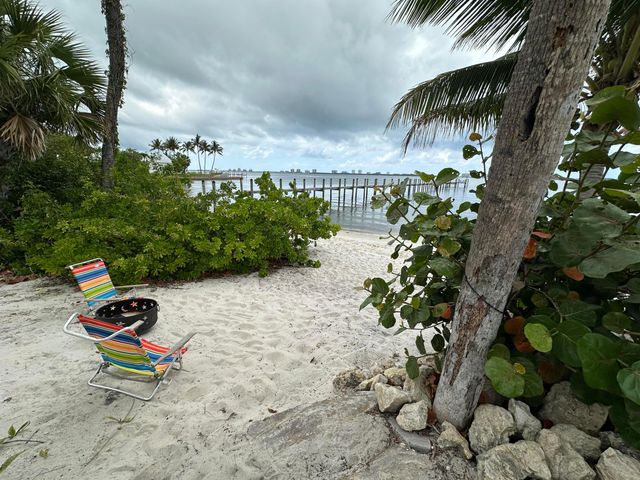 4490 NE Indian River Drive, Jensen Beach, FL 34957