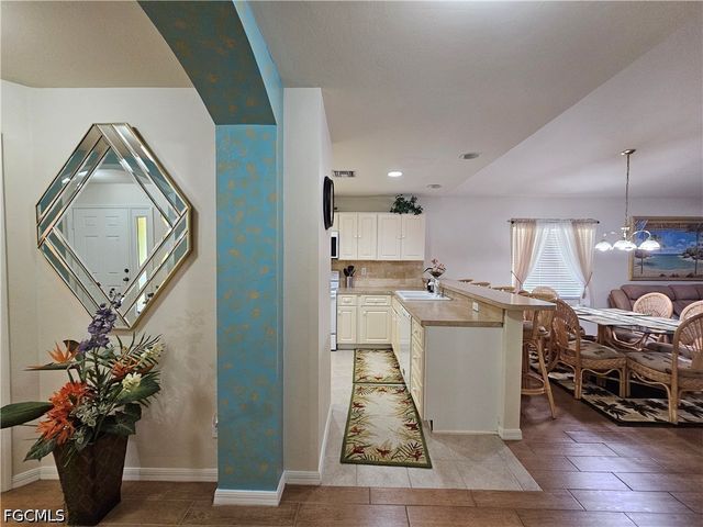 9249 Aegean CIR, Lehigh Acres, FL 33936