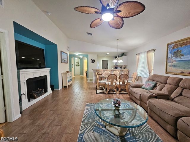 9249 Aegean CIR, Lehigh Acres, FL 33936