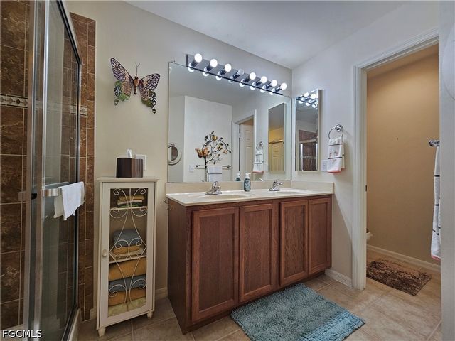 9249 Aegean CIR, Lehigh Acres, FL 33936