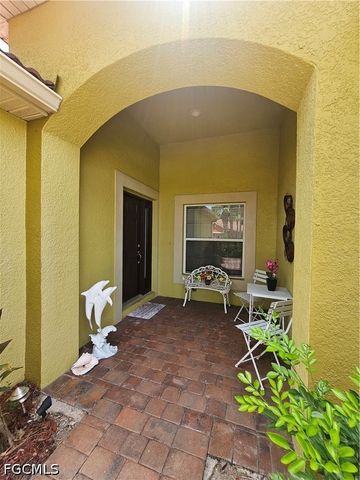 9249 Aegean CIR, Lehigh Acres, FL 33936