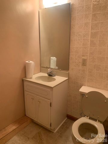 117 W Union Street, Morganton, NC 28655
