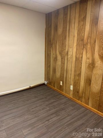 117 W Union Street, Morganton, NC 28655