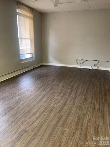 117 W Union Street, Morganton, NC 28655