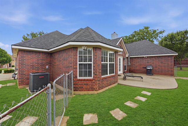 2507 Renaissance Circle, Denison, TX 75020