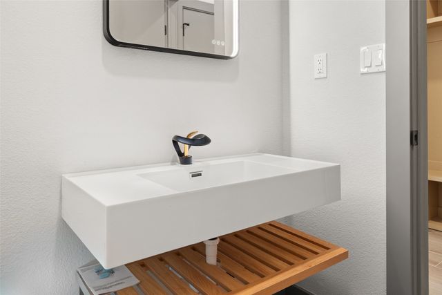 7316 N Sundance Drive, Joshua, TX 76058