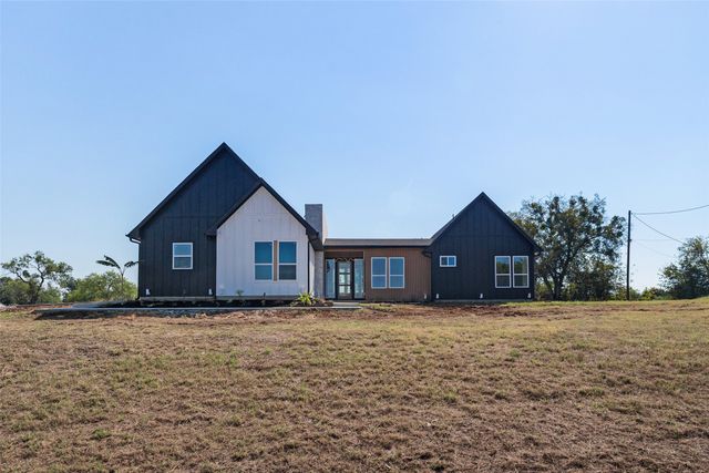 7316 N Sundance Drive, Joshua, TX 76058