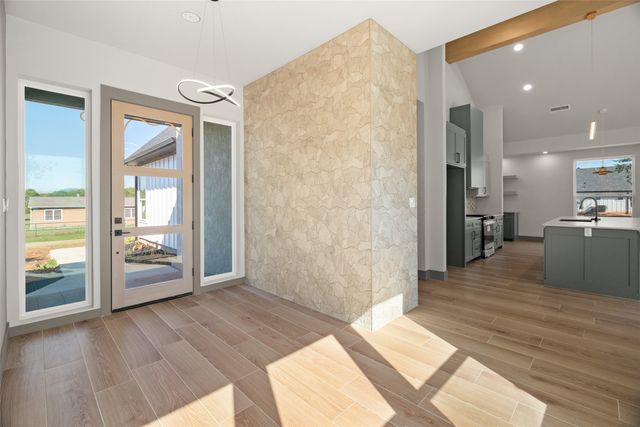 7316 N Sundance Drive, Joshua, TX 76058