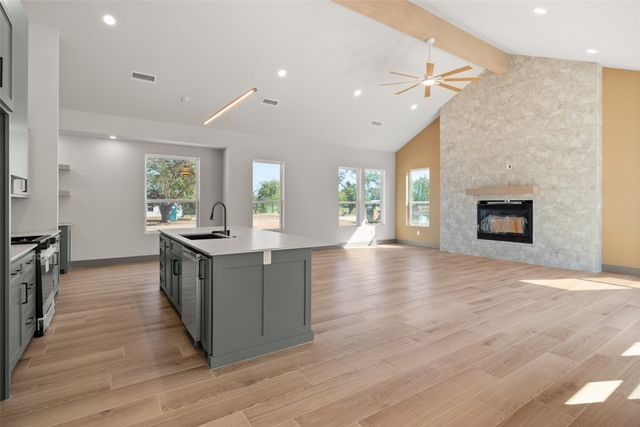 7316 N Sundance Drive, Joshua, TX 76058