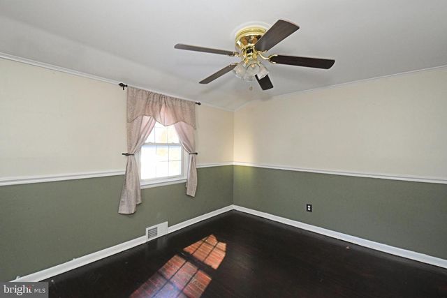 145 COLONIAL, Norristown, PA 19403