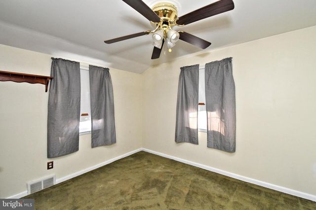 145 COLONIAL, Norristown, PA 19403