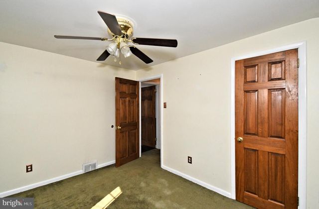 145 COLONIAL, Norristown, PA 19403