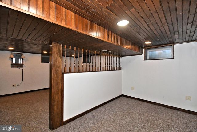 145 COLONIAL, Norristown, PA 19403