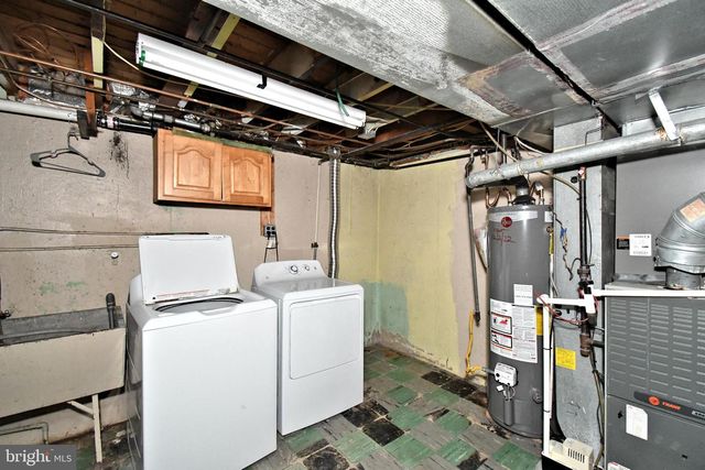 145 COLONIAL, Norristown, PA 19403