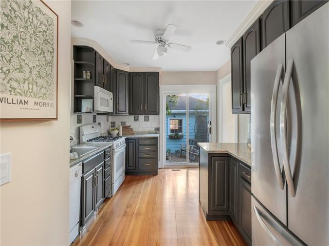 377 Cole Avenue, Providence, RI 02906