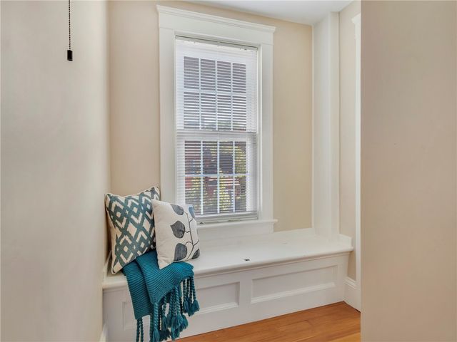 377 Cole Avenue, Providence, RI 02906