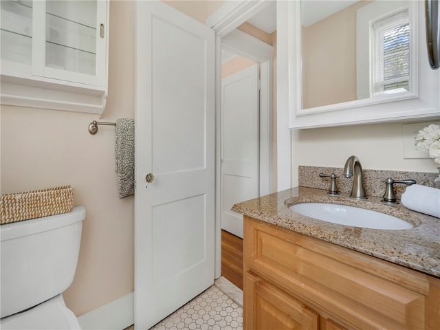 377 Cole Avenue, Providence, RI 02906