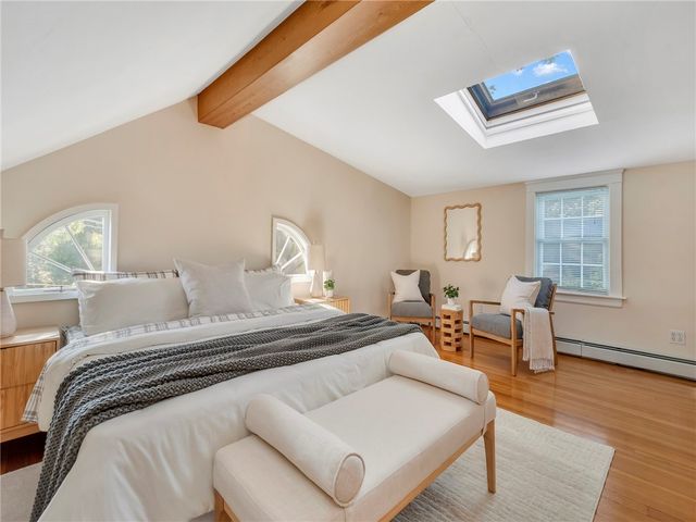 377 Cole Avenue, Providence, RI 02906