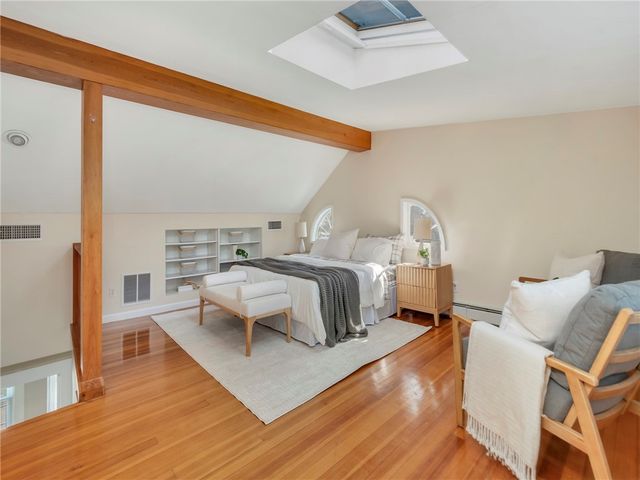 377 Cole Avenue, Providence, RI 02906