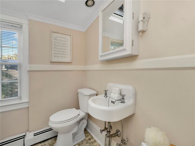 377 Cole Avenue, Providence, RI 02906