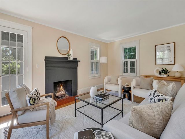 377 Cole Avenue, Providence, RI 02906
