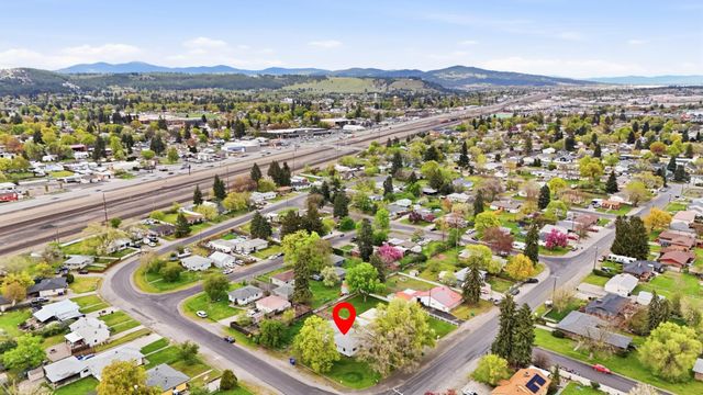 7907 E Indiana Ave, Spokane Valley, WA 99212