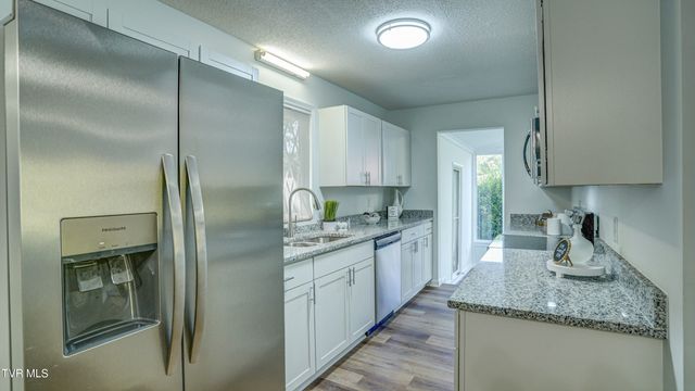4 Haver Hill Court, Johnson City, TN 37604