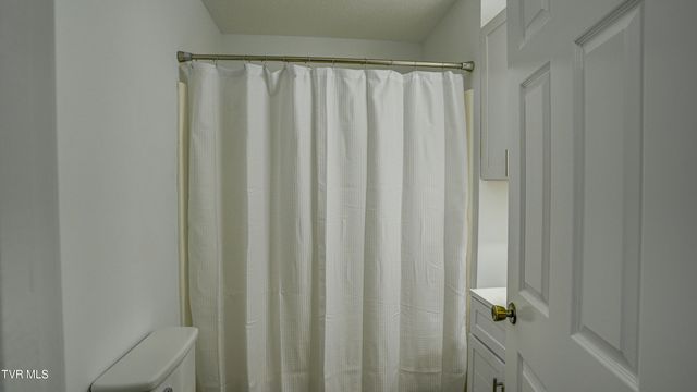 4 Haver Hill Court, Johnson City, TN 37604