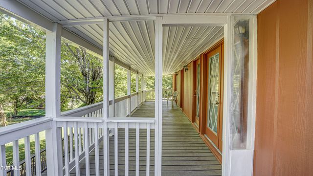 4 Haver Hill Court, Johnson City, TN 37604
