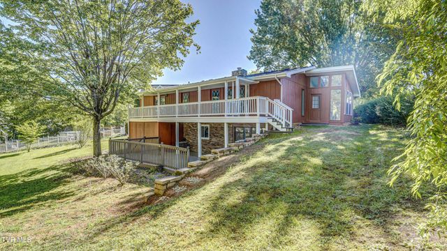 4 Haver Hill Court, Johnson City, TN 37604