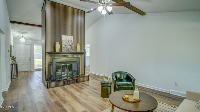 4 Haver Hill Court, Johnson City, TN 37604