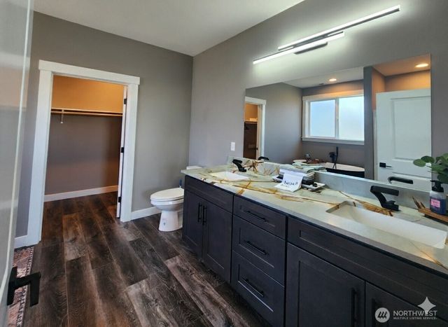 332 Cockle Street SW, Ocean Shores, WA 98569