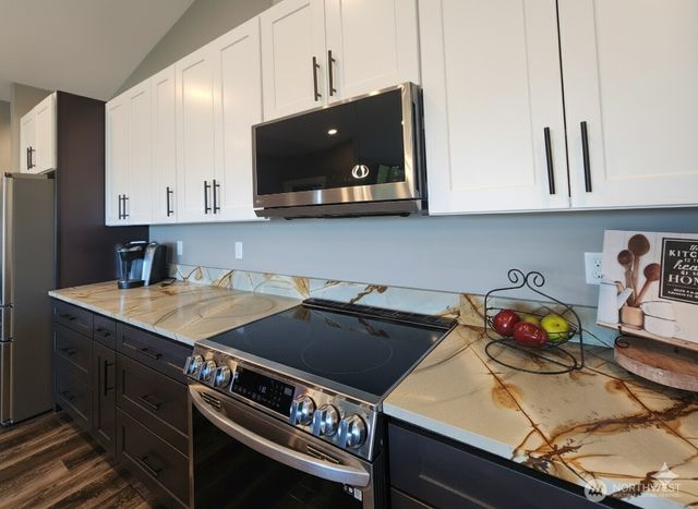 332 Cockle Street SW, Ocean Shores, WA 98569