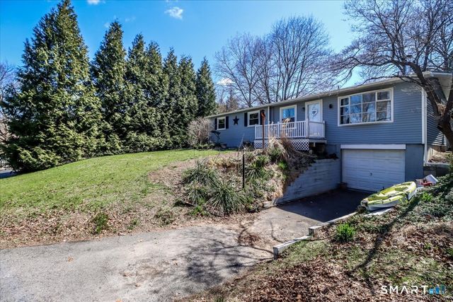 61 Pumpkin Hill Road, New Milford, CT 06776