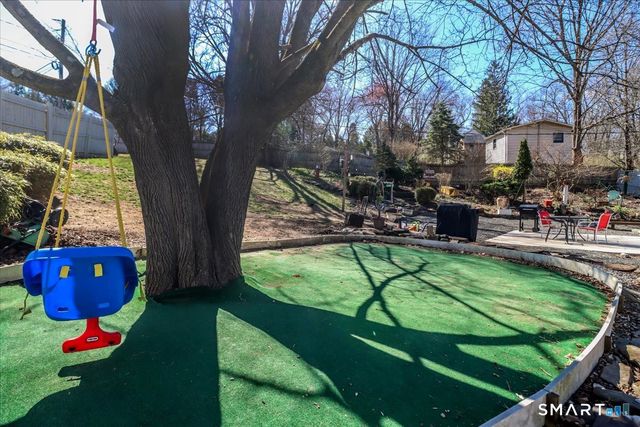 61 Pumpkin Hill Road, New Milford, CT 06776