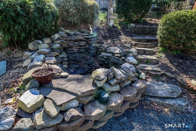 61 Pumpkin Hill Road, New Milford, CT 06776