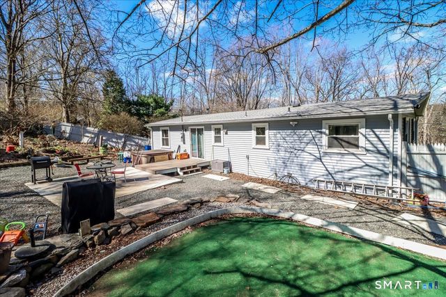 61 Pumpkin Hill Road, New Milford, CT 06776