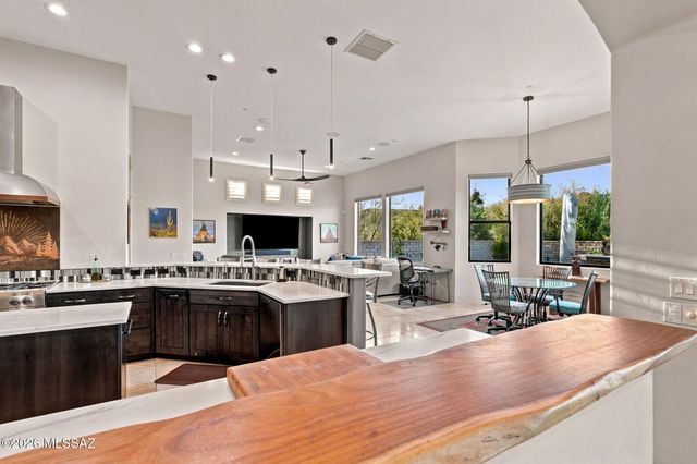 6096 W Sonoran Links Lane, Marana, AZ 85658