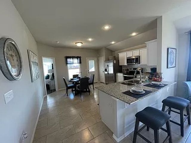2251 S Ouachita Drive, Fayetteville, AR 72701