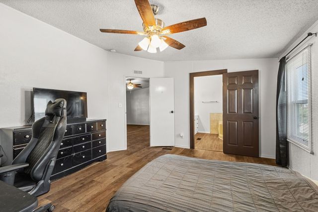 4120 E Marigold St, Gardendale, TX 79758