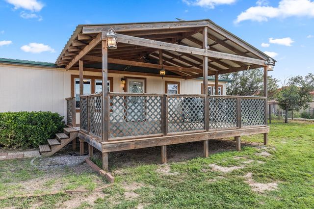 4120 E Marigold St, Gardendale, TX 79758