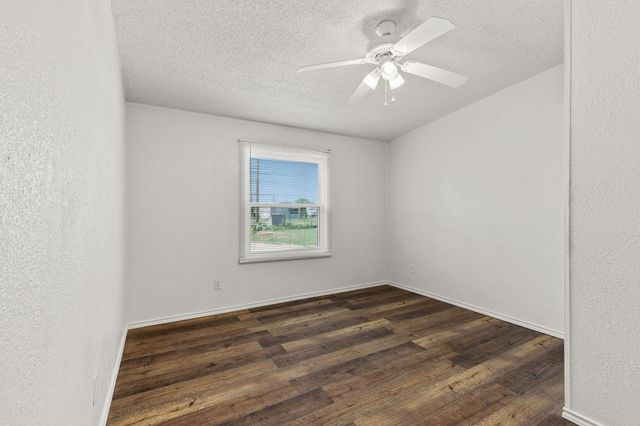 4120 E Marigold St, Gardendale, TX 79758