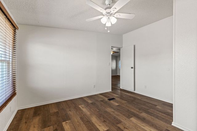 4120 E Marigold St, Gardendale, TX 79758