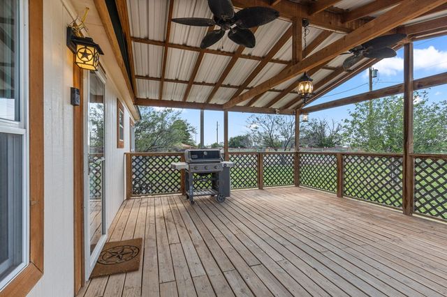 4120 E Marigold St, Gardendale, TX 79758