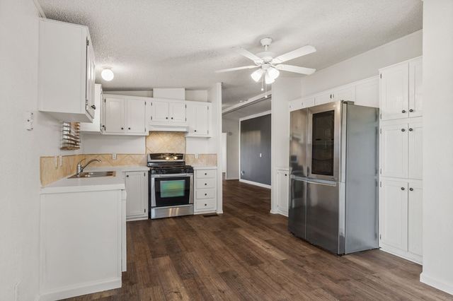 4120 E Marigold St, Gardendale, TX 79758