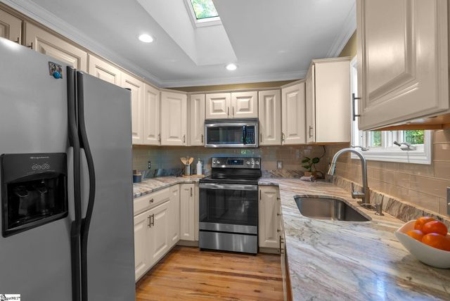 107 Stone Ridge Court, Greer, SC 29650