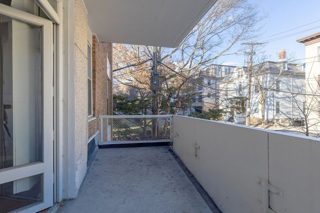 100 Marion St. 22, Brookline, MA 02446