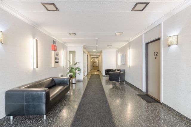 100 Marion St. 22, Brookline, MA 02446