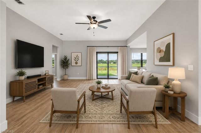 2934 SW 1st PL, Cape Coral, FL 33914